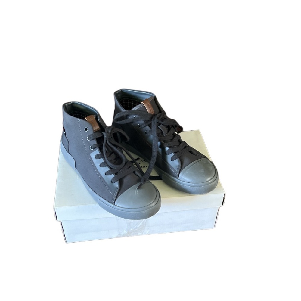 Ben Sherman Jim Chukka Boots